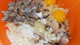 Jáhlovo-houbový nákyp se sardinkami