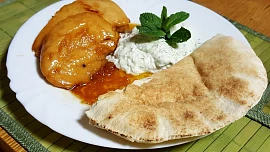 Kuřecí prsa na medu, s tzatziki omáčkou