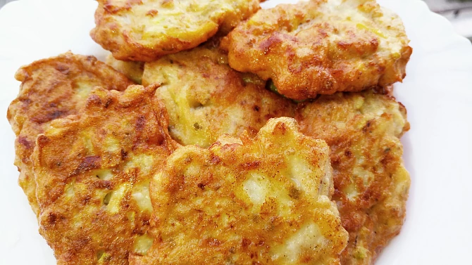 Cuketové placky s kousky masa