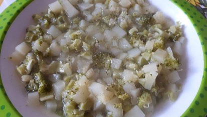 Cuketovo-brokolicová polévka - pro nejmenší