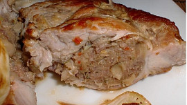 Vepřové kotlety s hlívovo - hovězí nádivkou