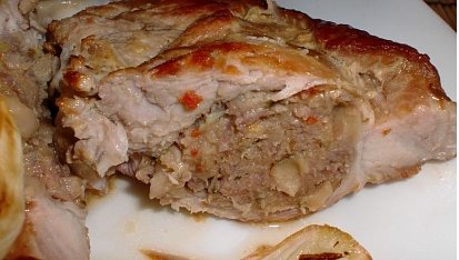 Vepřové kotlety s hlívovo - hovězí nádivkou