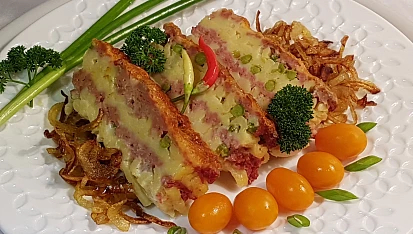 Zapečené špecle  se smaženou cibulkou