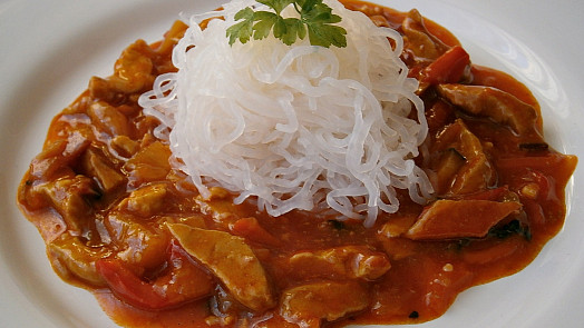 Býčí žlázy na zelenině a rajčatové šťávě