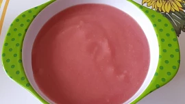 Krémová květáková polévka s červenou řepou - pro nejmenší