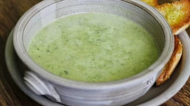 Cuketová polévka veganská
