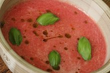 Melounovo-rajčatová RAW polévka