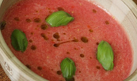 Melounovo-rajčatová RAW polévka