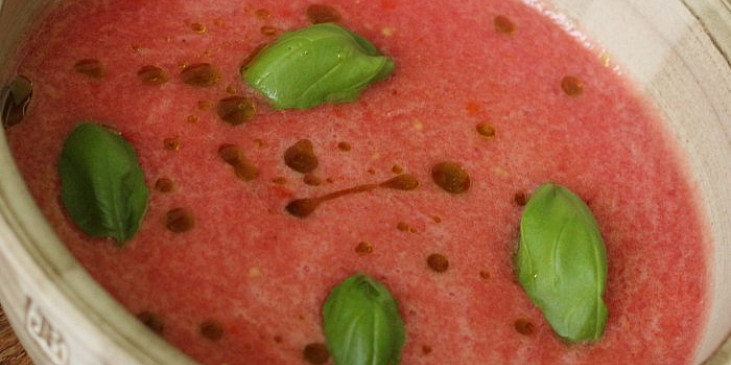 Melounovo-rajčatová RAW polévka (Melounovo-rajčatová RAW polévka)