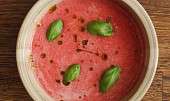 Melounovo-rajčatová RAW polévka (Melounovo-rajčatová RAW polévka)