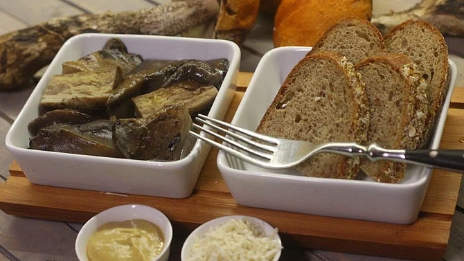 Ovar z křemenáčů s křenem