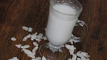 RAW kokosové mléko