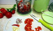 Smažené  kedlubnové hranolky s rajčatovým dipem