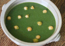 Špenátová polévka veganská