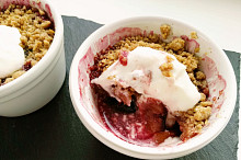 Švestkový crumble