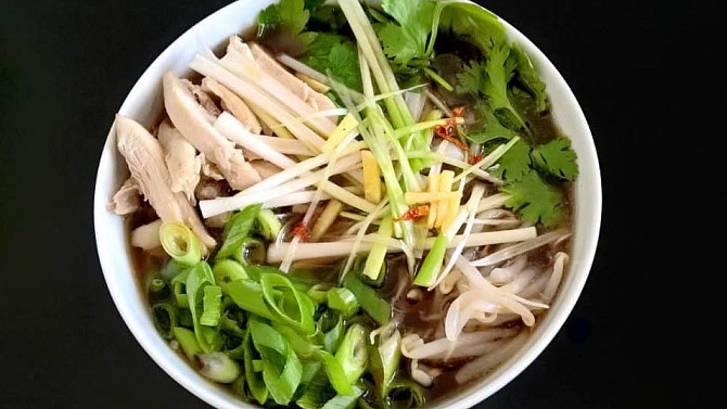 Vietnamská kuřecí (slepičí) polévka-Pho Ga, Vietnamská kuřecí (slepičí) polévka - Pho Ga
