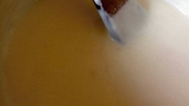 Pečený vepřový bůček s okurkovou omáčkou