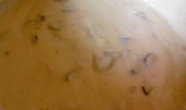 Pečený vepřový bůček s okurkovou omáčkou