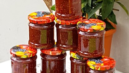 Džem ze žlutých kiwi a fíků z pekárny