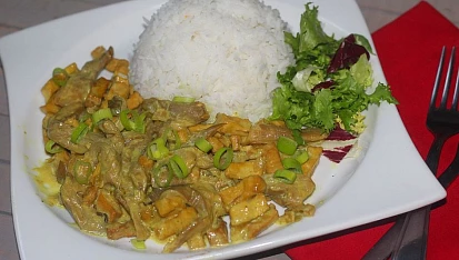 Hlíva s tofu na kari