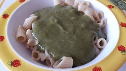 Mangoldovo-brokolicová omáčka - pro nejmenší