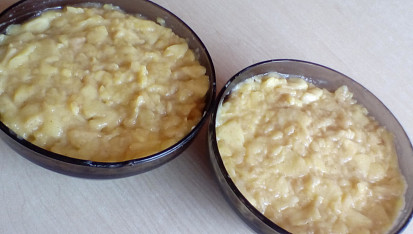 Medové jablečné řezy s piškoty