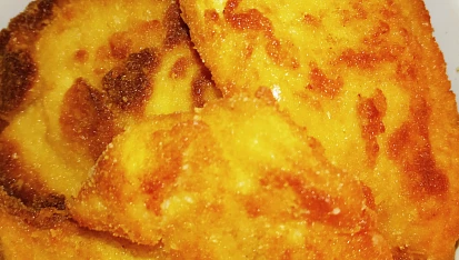 Netradiční smažené kuřecí řízky v jogurtové směsi