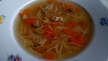Nudlová polévka