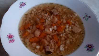 Ovarová polévka s kroupami
