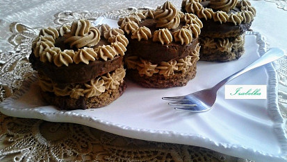 Sachrové dortíčky /vlastní recept/