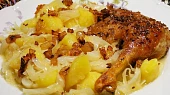 Hlávkové zelí dušené s bramborami na špeku