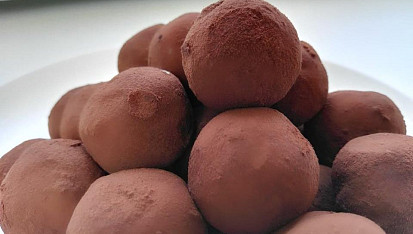Jednoduché nepečené Tiramisu kuličky/Tiramisu Truffles
