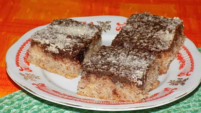 Krupicovo-jablečný koláč