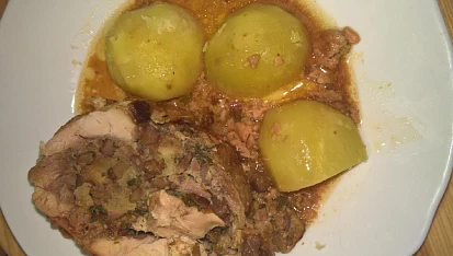 Kuřecí roláda s kaštanovou nádivkou