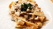 Pappardelle s hříbky a kuřecím masem