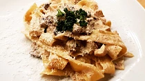 Pappardelle s hříbky a kuřecím masem