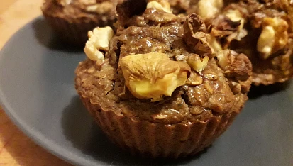 Perníčkové muffiny s ořechy