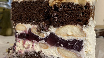 Špaldový dort s mascarpone a borůvkovým želé