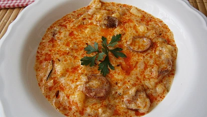Kyselice z cuketového zelí, zahuštěná bramborem