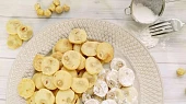 Masarykovo cukroví - lískooříškové knoflíky
