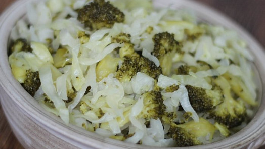Pickles ze zelí a brokolice