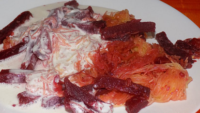 Špagetová dýně s červenou řepou
