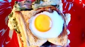 Zapečený toast s bešamelem
