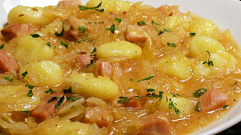 Gnocchi, zelí a uzené - 3v1