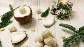 Nepečené rýžovo-kokosové kuličky "Raffaello"