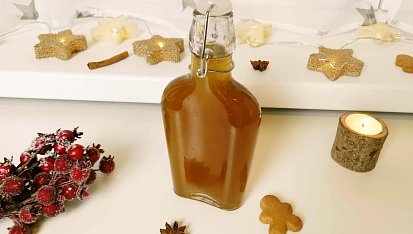 Vánoční perníčkový sirup do kávy