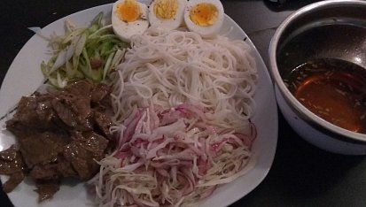 Čína variace na bún chả