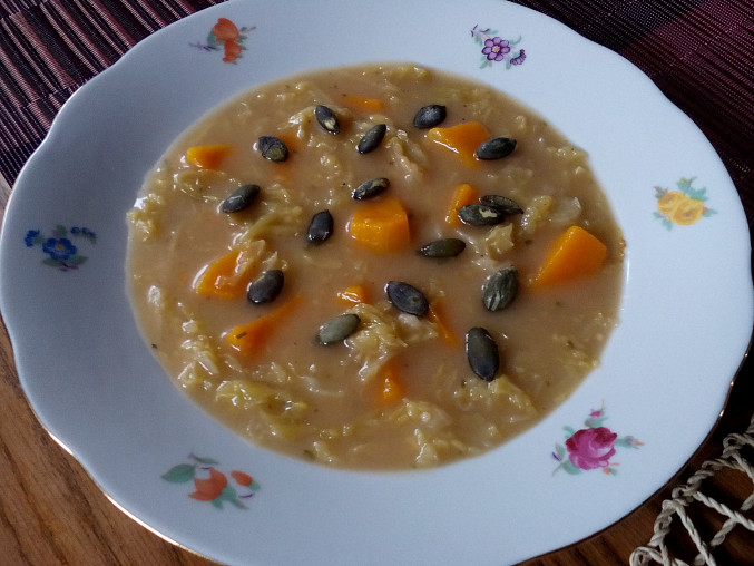 Kapustovo-dýňová polévka