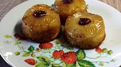 Karamelové muffinky s ananasem