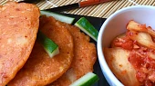 Korejské lívanečky s kimchi (kimči)